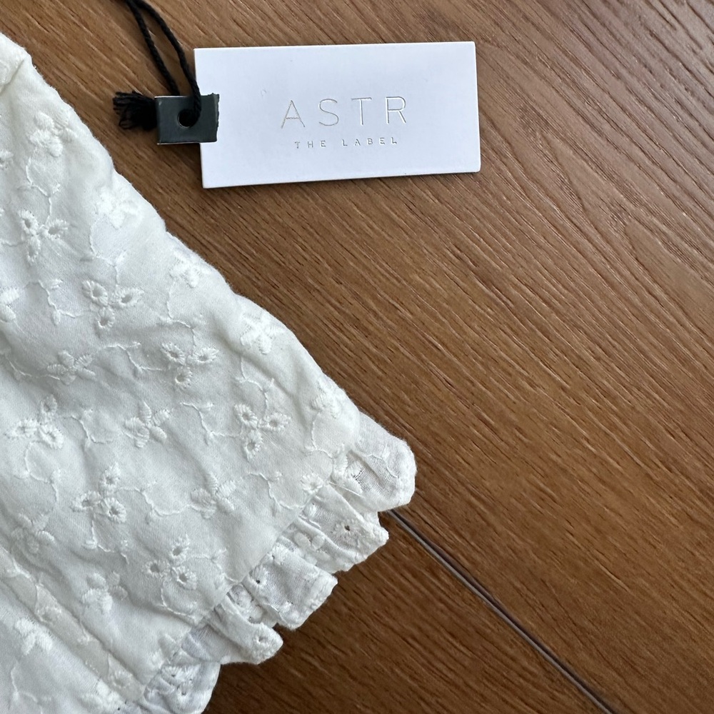 Astr Ivory Eyelet Off-Shoulder Blouse with puff sleeves - Picture 5 of 11